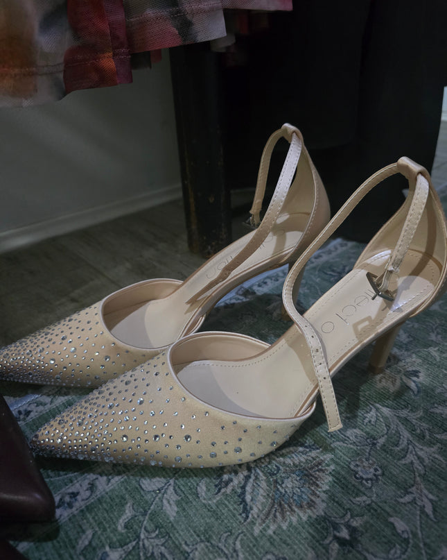 'Bedazzled' Heel/Shoe Hire • Size 8