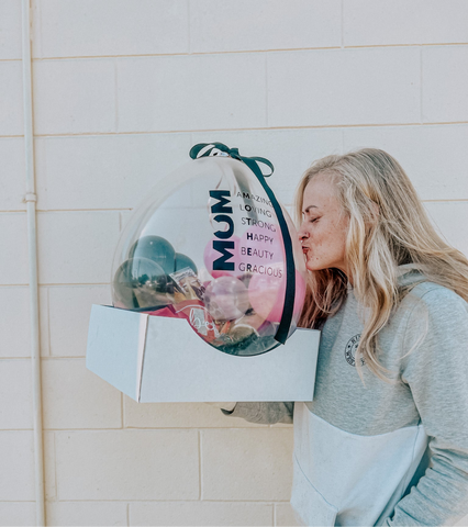 BYO/ Supply own gifts • Bursting Stuffed Gift Balloon