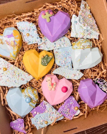 Mini Geo Chocolate Cake heart + choc shards pack - gift add on