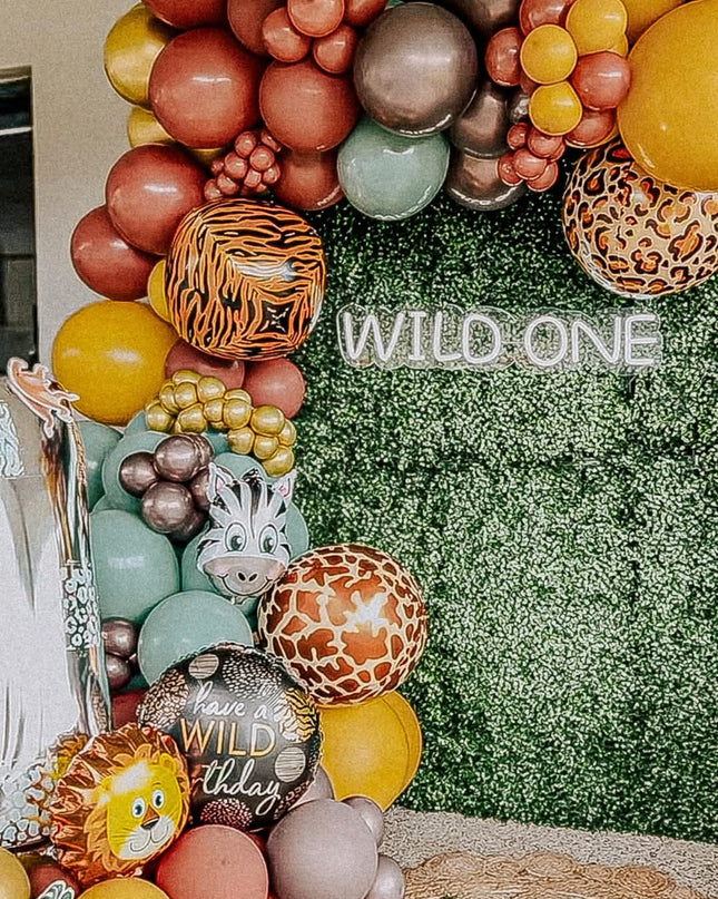 Full Jungle theme decor package