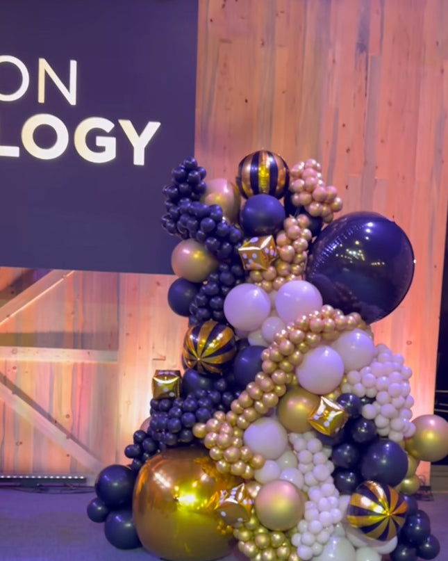 Balloon Display - no backdrop required