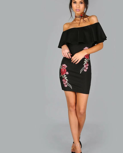 MISSI LONDON Dress Hire. size 6-8