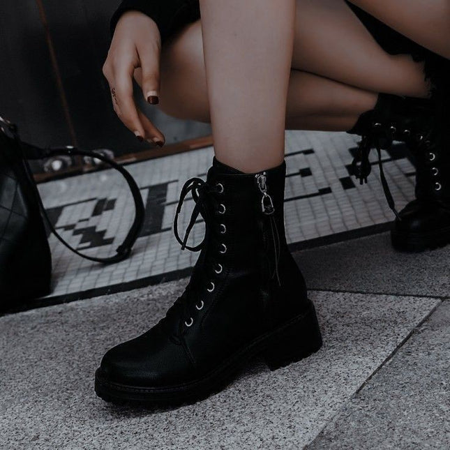 BLACK PLATFORM Boot/Shoe Hire • Size 7
