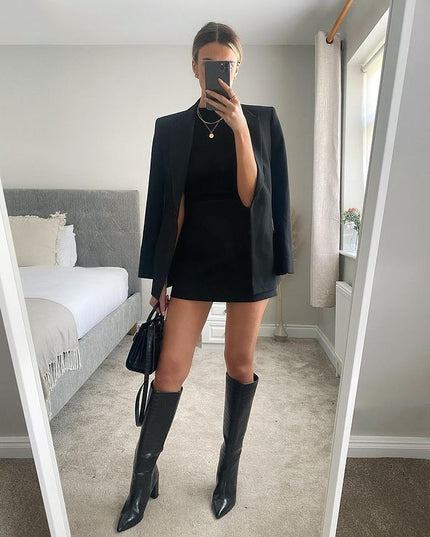 BLACK KNEE HIGH Boot/Shoe Hire • Size 8