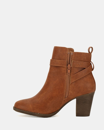 JAYDA Boot/Shoe Hire • Size 7