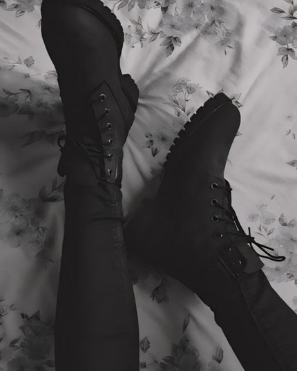 BLACK PLATFORM Boot/Shoe Hire • Size 7