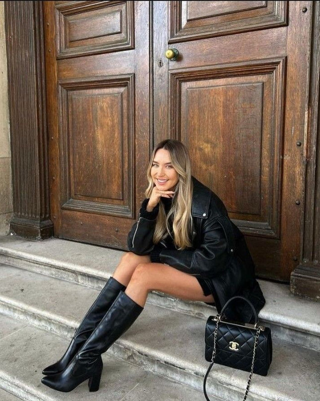 BLACK KNEE HIGH Boot/Shoe Hire • Size 8