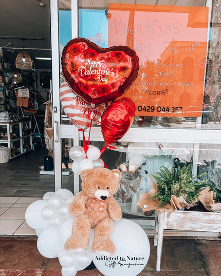 Teddy Bear Gift Balloon Sculpture